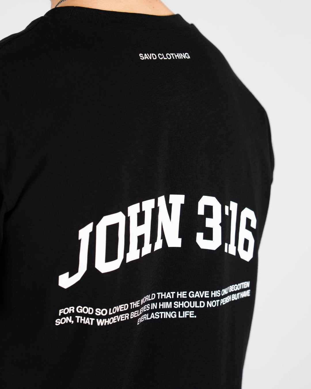 John 3:16 ’College Scripture’ Men’s Oversized T-Shirt