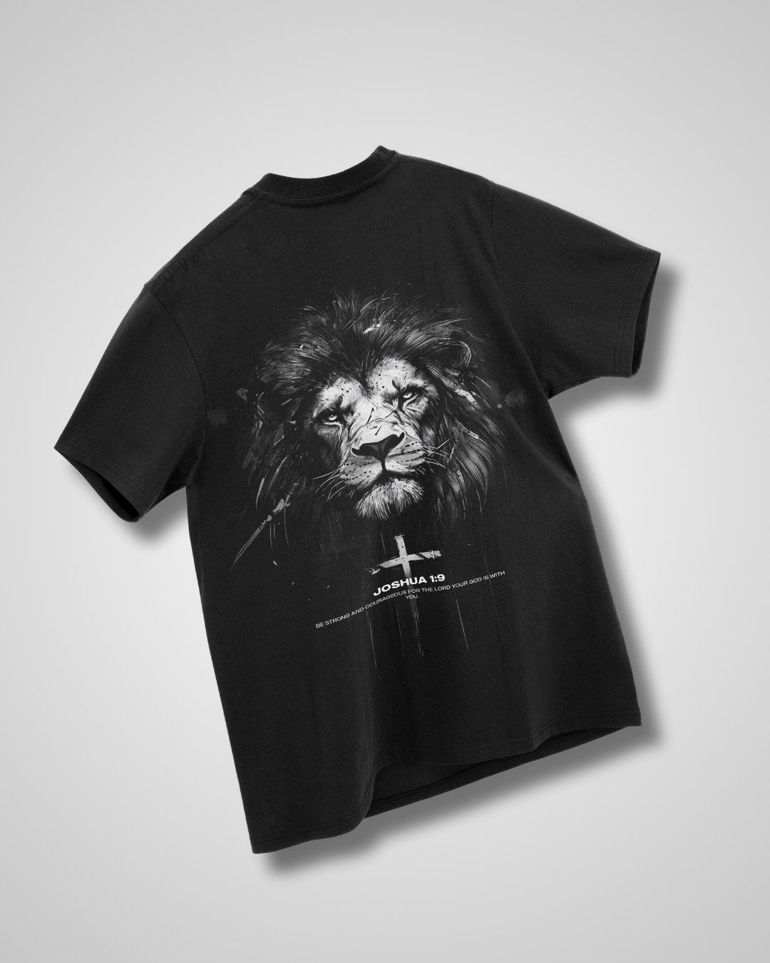 Joshua1:9LionOversizedT-Shirt