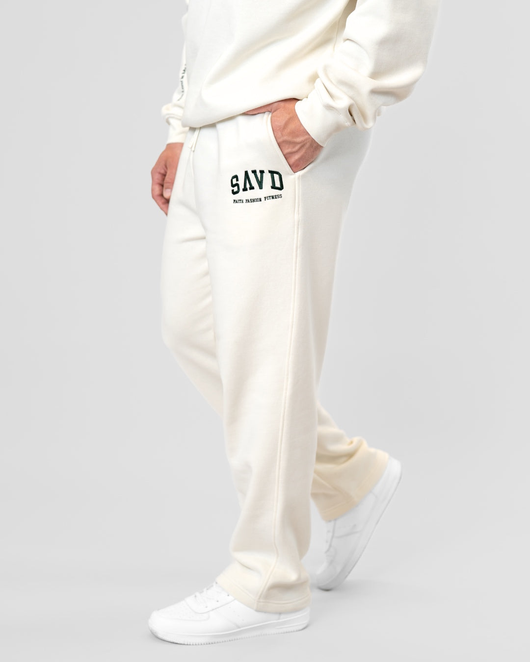 SAVD College Joggers – Straight Fit