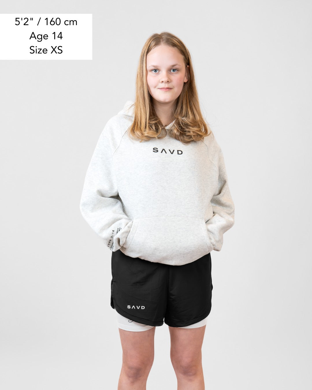 Pantalones cortos deportivos para niñas Josué 1:9 "León"