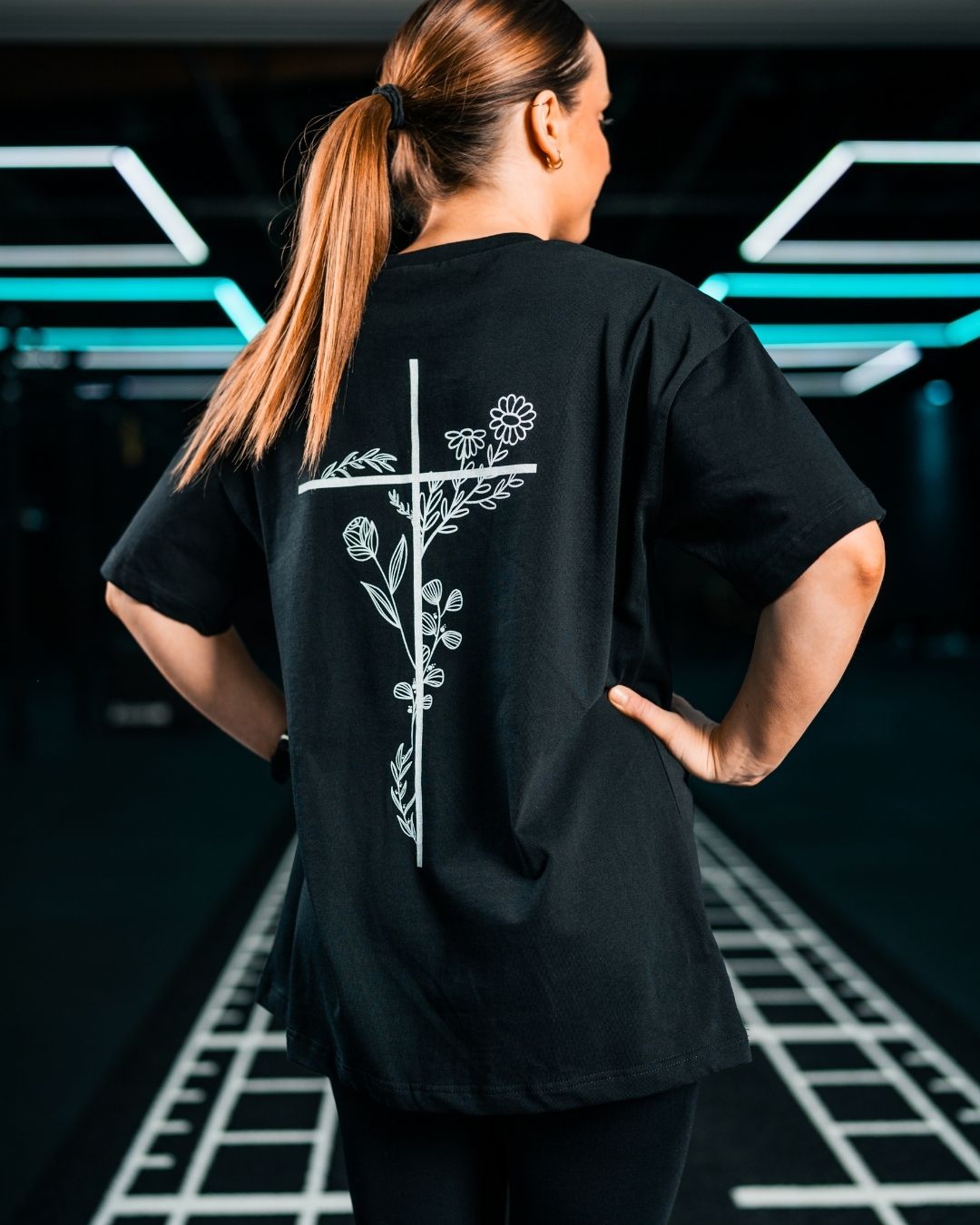 'Floral Cross' Women’s Oversized T-Shirt