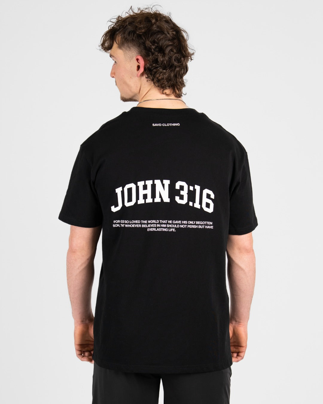 John 3:16 ’College Scripture’ Men’s Oversized T-Shirt