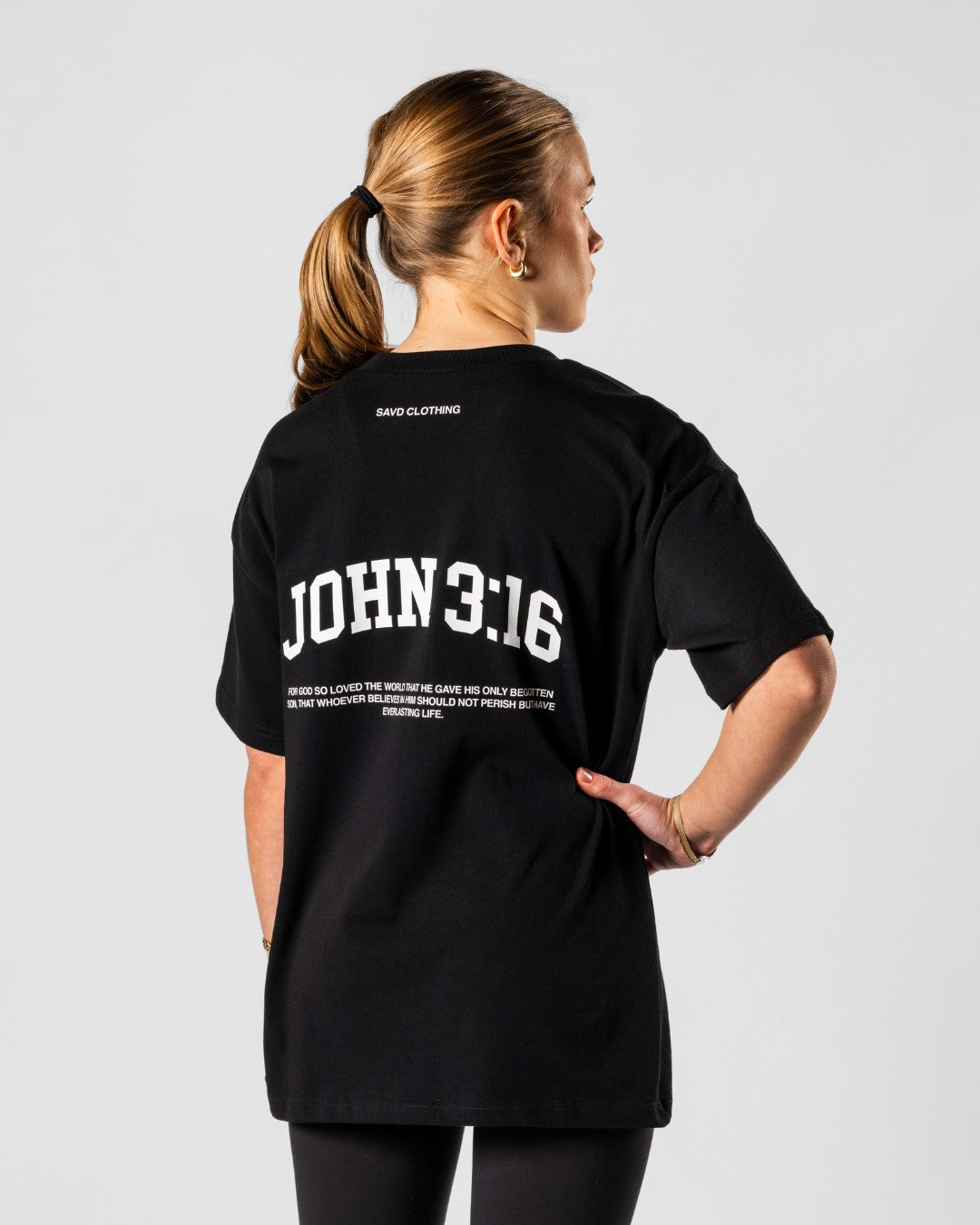 John 3:16 ’College Scripture’ Women’s Oversized T-Shirt