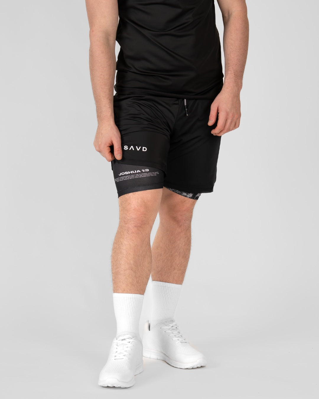 Joshua 1:9 ’Sword of Courage’ Men’s Performance Shorts